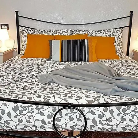 Celeste Bed & Breakfast Bedonia